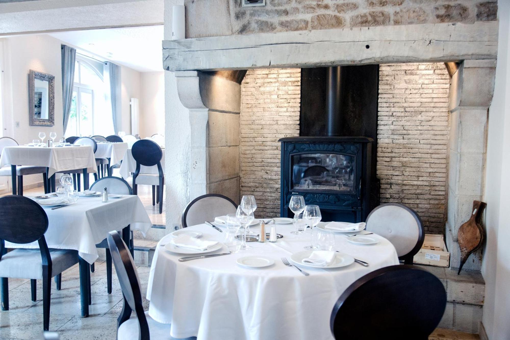 Hotel Le Victor Hugo - Et Restaurant - Logis