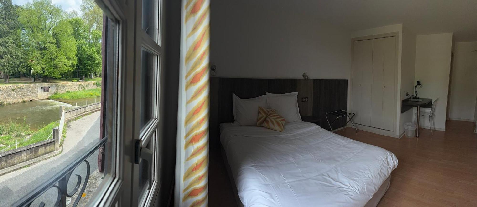 Le Victor Hugo - Et Restaurant - Logis Hotel