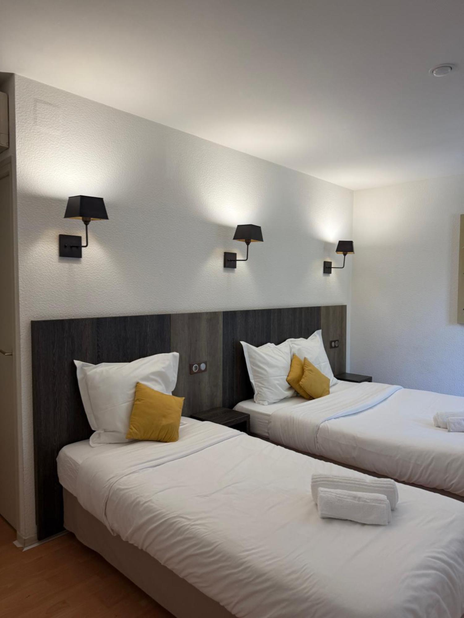 Le Victor Hugo - Et Restaurant - Logis Hotel 2*