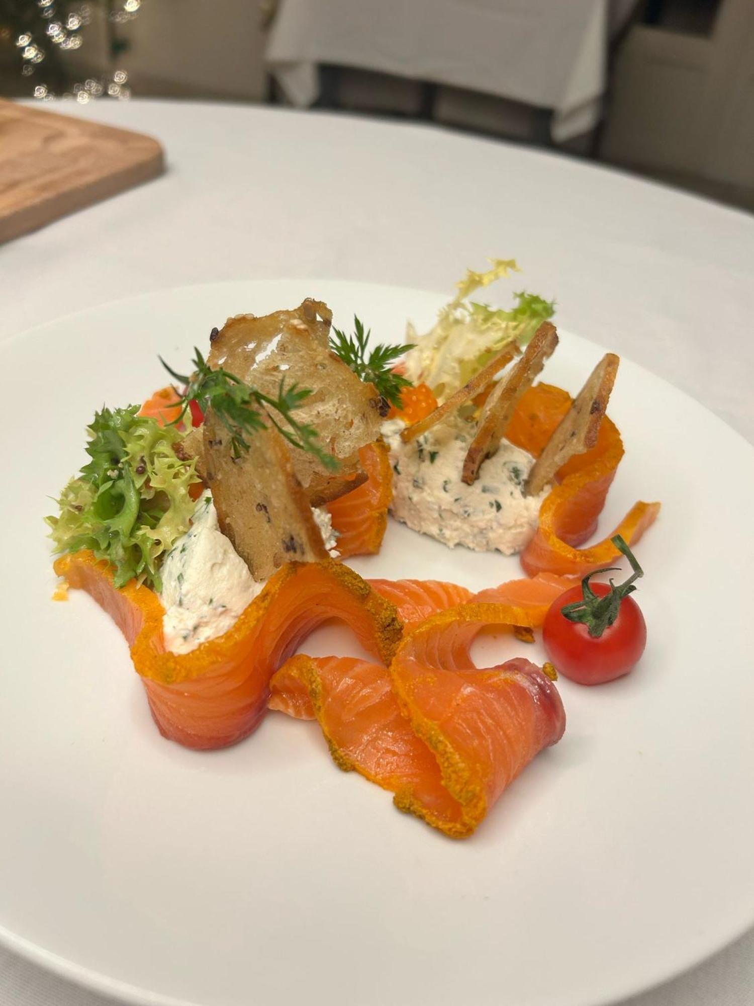 Le Victor Hugo - Et Restaurant - Logis Hotel Saint-Cere