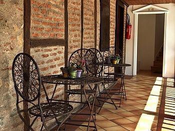 Le Victor Hugo - Et Restaurant - Logis 2* Saint-Cere