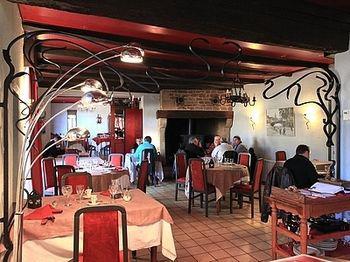 Le Victor Hugo - Et Restaurant - Logis Saint-Céré