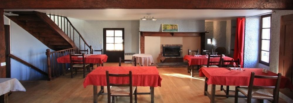 Le Victor Hugo - Et Restaurant - Logis 2* Saint-Céré