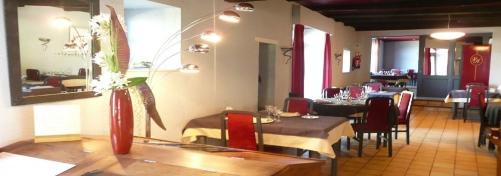 Le Victor Hugo - Et Restaurant - Logis Hotel Saint-Cere